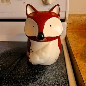 Scentsy fox warmer